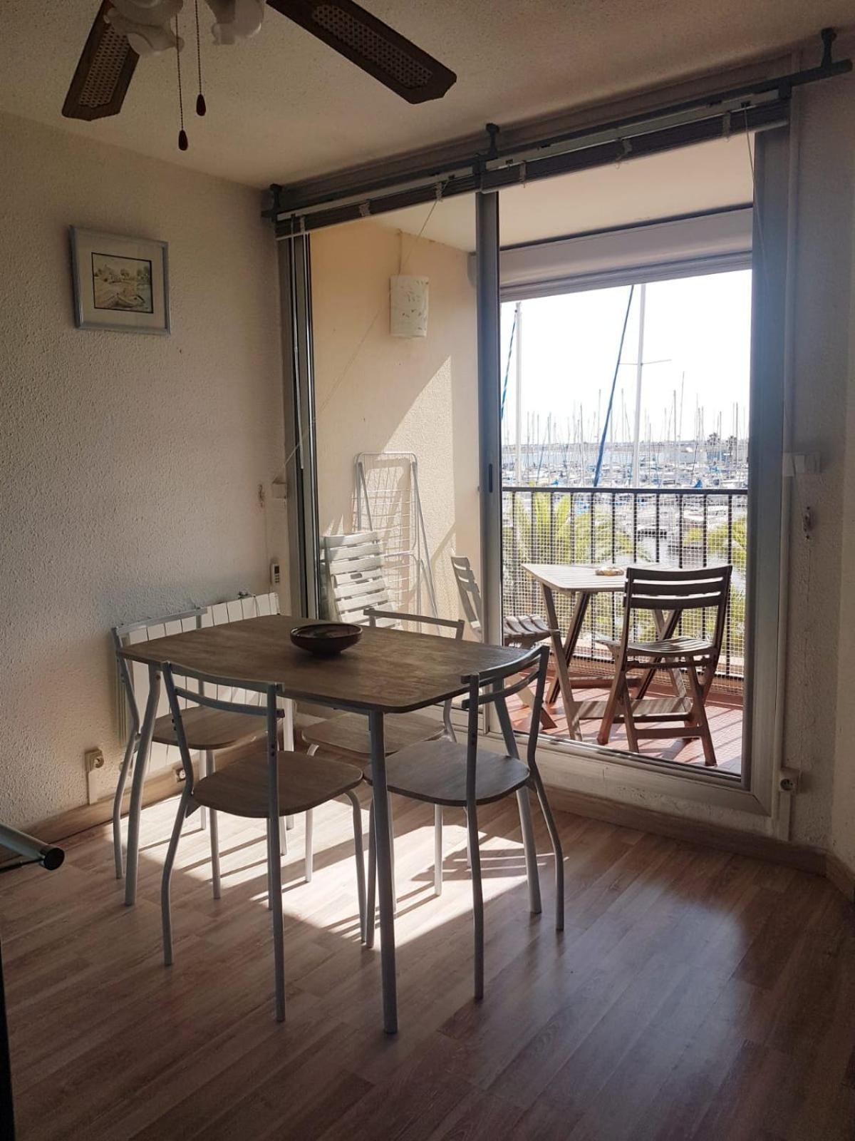 T2 Sur Le Port Avec Parking Apartman Gruissan Kültér fotó